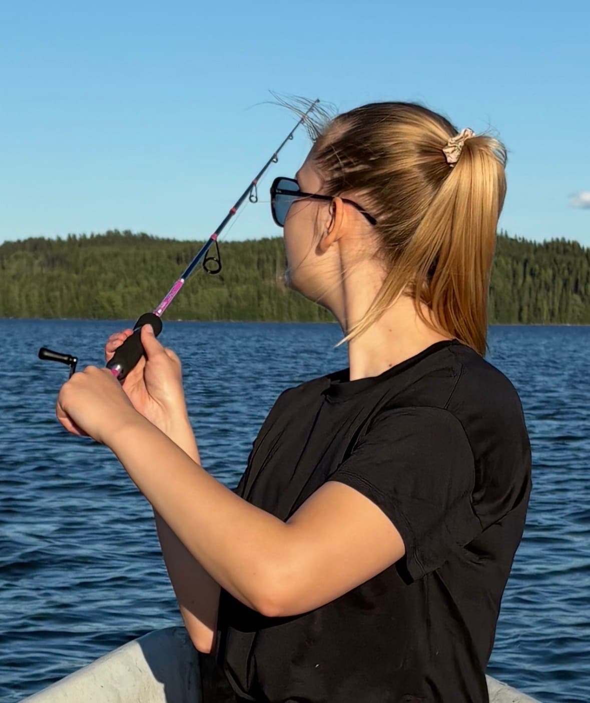 Pike casting in the Höytiäinen archipelago – a 7-hour guided fishing experience 2