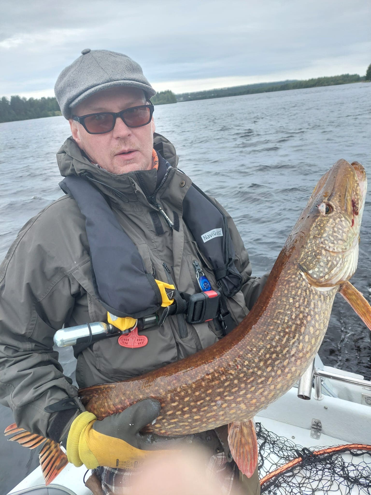Private Fishing Experience of Northern Pike, Rovaniemi, Lapland, Finland 3