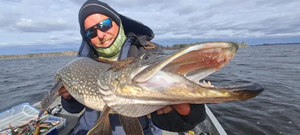 đŁ All-Inclusive Corporate Fishing Package â Raseborg Coastal Waters, Finland 3