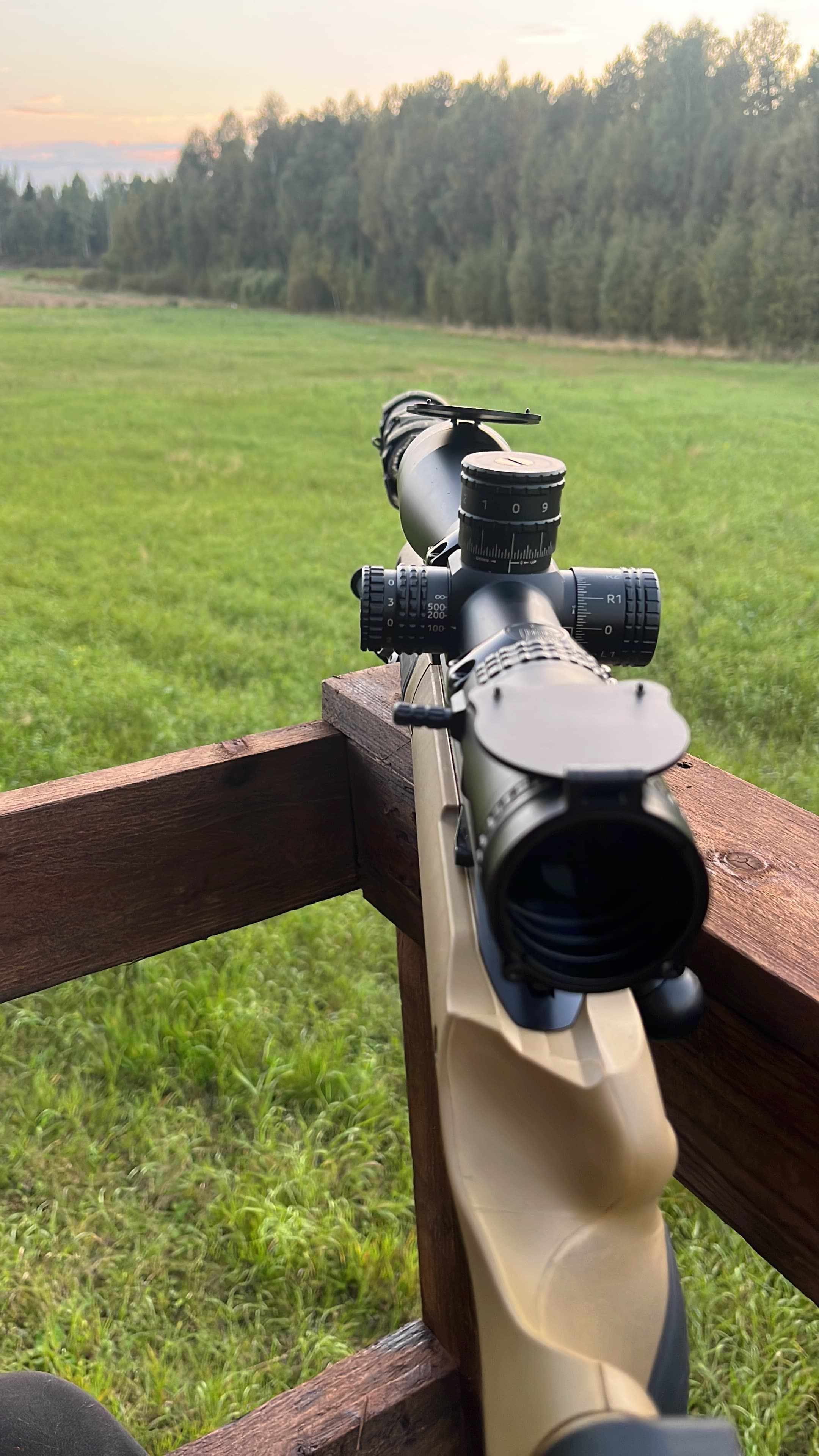 Kyttäystorni ruokinnalla Huittinen