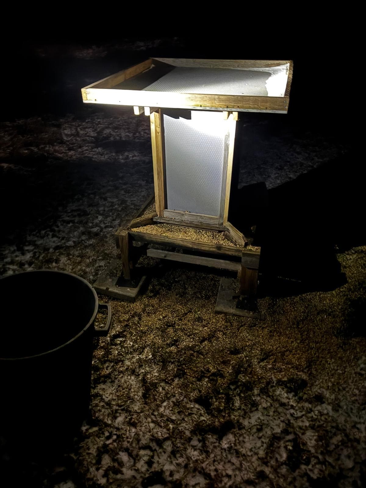 Kyttäystorni ruokinnalla Huittinen